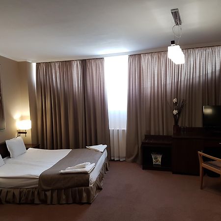 Art Hotel Varna Dış mekan fotoğraf