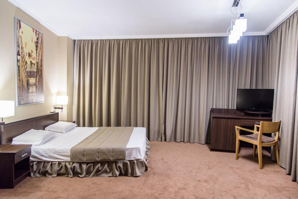 Art Hotel Varna Dış mekan fotoğraf